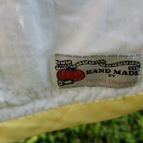 LAST OFFER* NEW Twin Size Quilt Hand Quilted Fall Winter Home Decor Applique - Picture 4 of 8